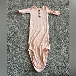 Newborn Baby Knot Gown